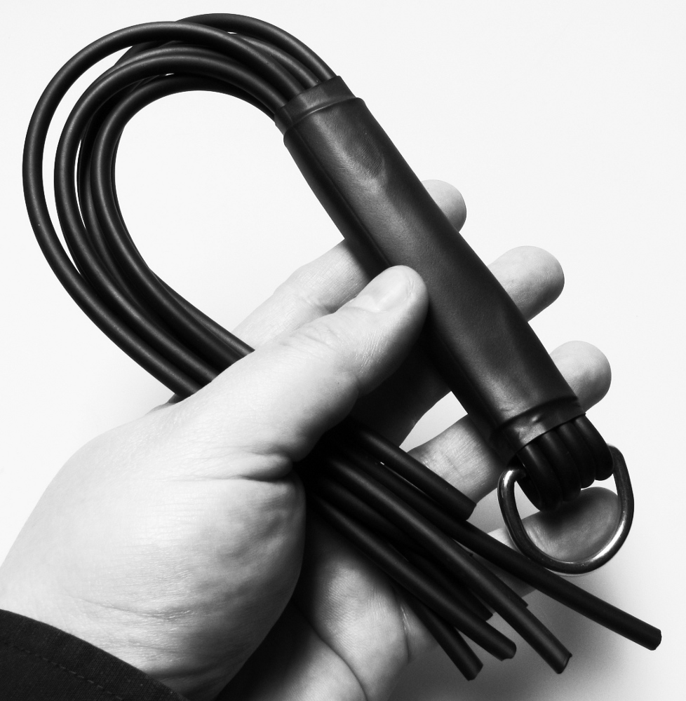 Gummi Peitsche - Rundschnüre mit D-Ring 5mm